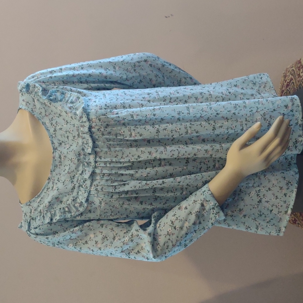 Gap Small Sheer Top